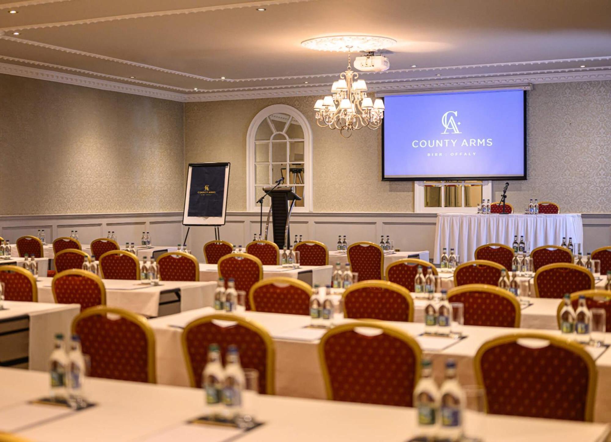County Arms Birr Hotell Exteriör bild