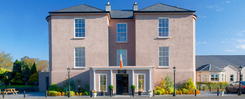 County Arms Birr Hotell Exteriör bild